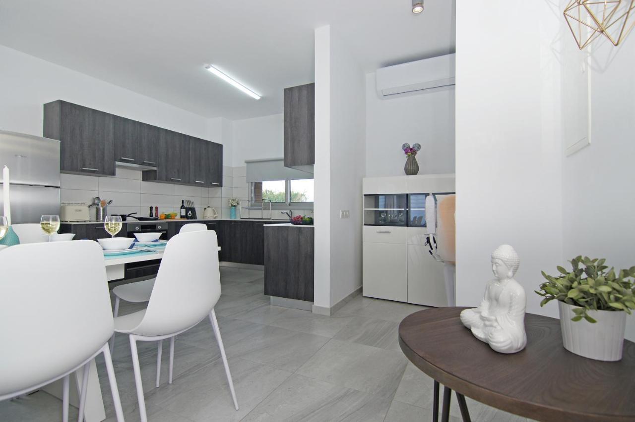 Villa Thea Athena Протарас Екстер'єр фото